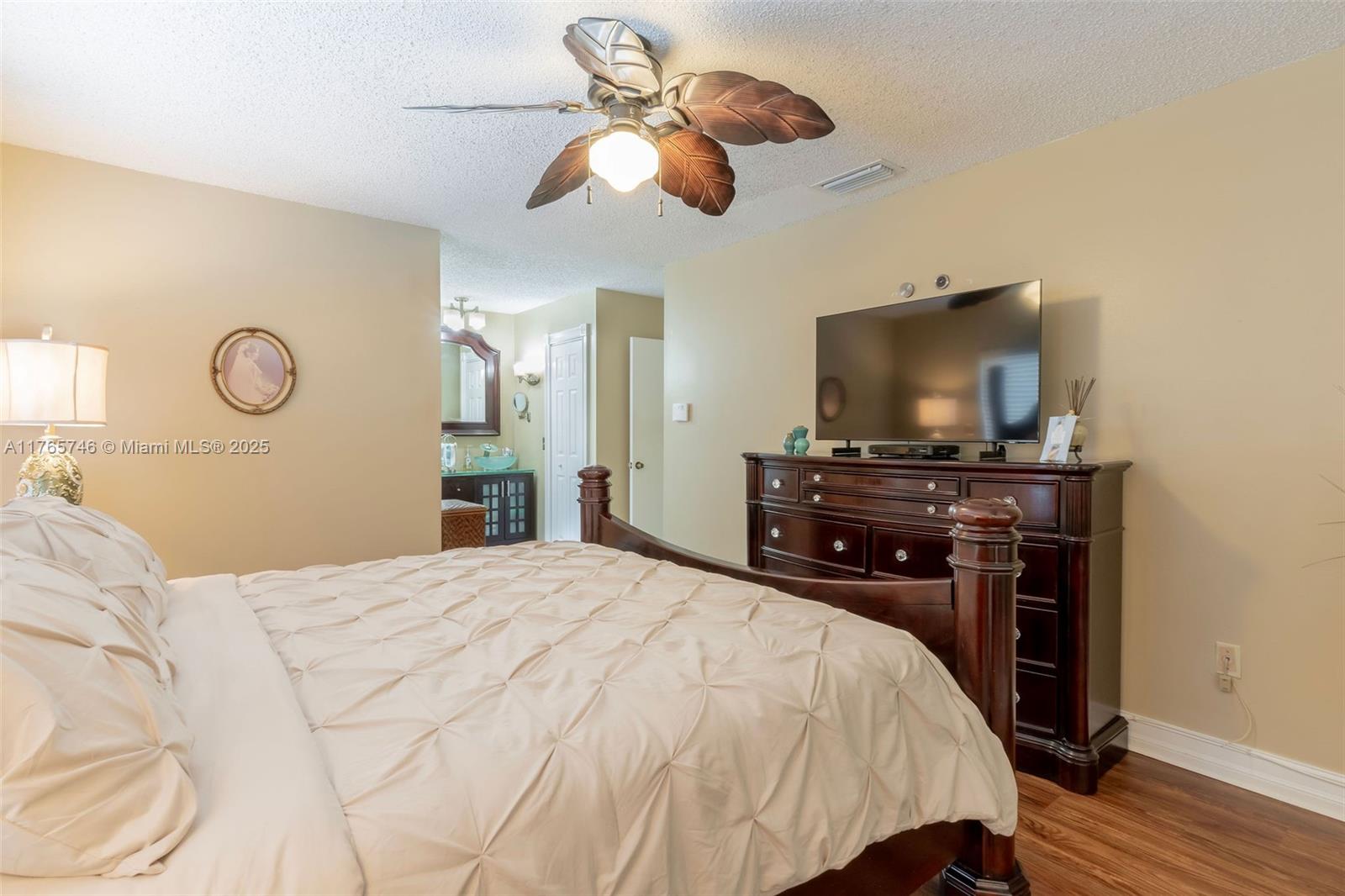 10741 Southwest 29th Street Miami, FL 33165 - Photo 28 of 44