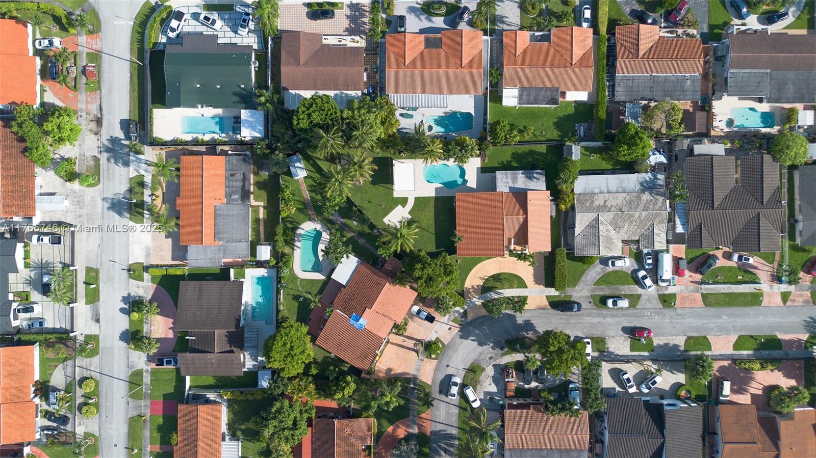 10741 Southwest 29th Street Miami, FL 33165 - Photo 41 of 44