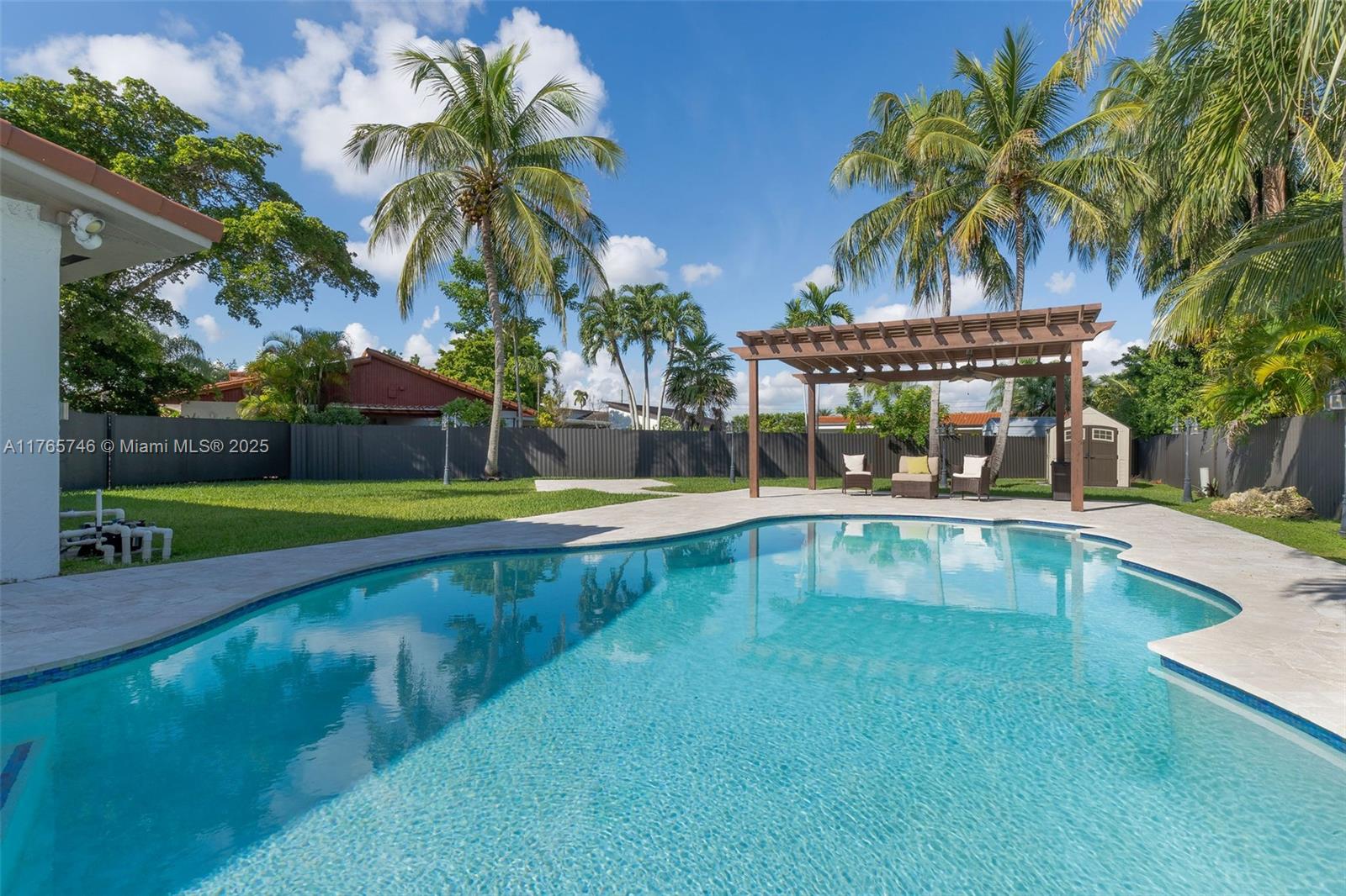 10741 Southwest 29th Street Miami, FL 33165 - Photo 9 of 44