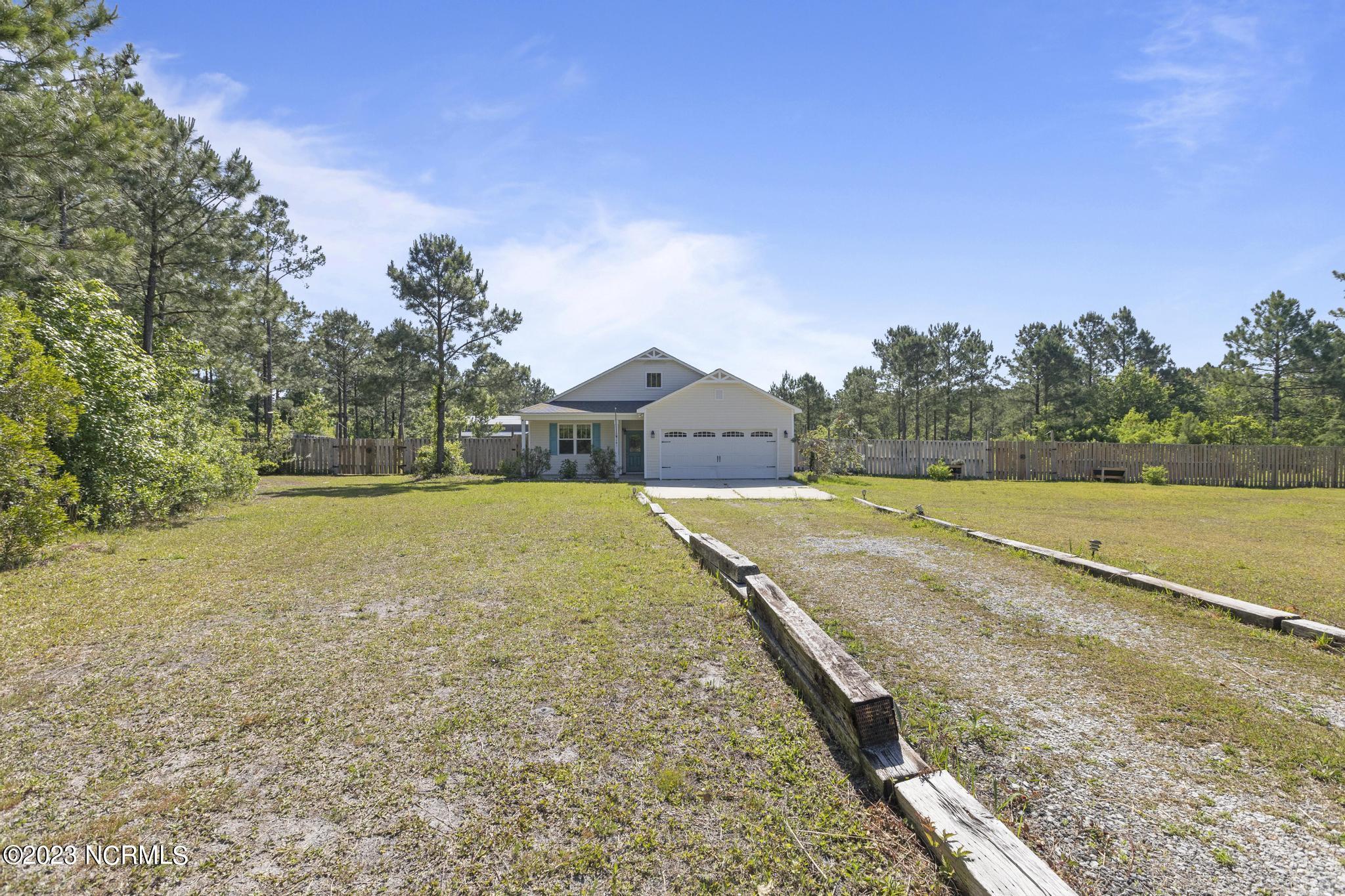 105 Penny Lane Holly Ridge, NC 28445 - Photo 2 of 28 IMG_8459
