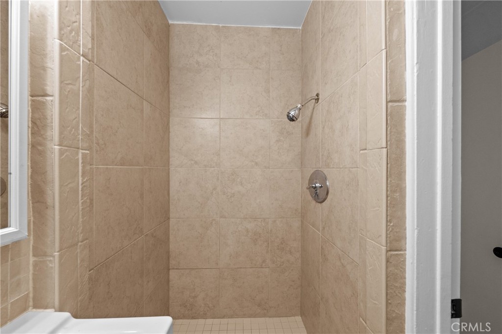 2603 Calle Del Comercio, Unit B San Clemente, CA 92672 - Photo 13 of 18 a bathroom with a shower