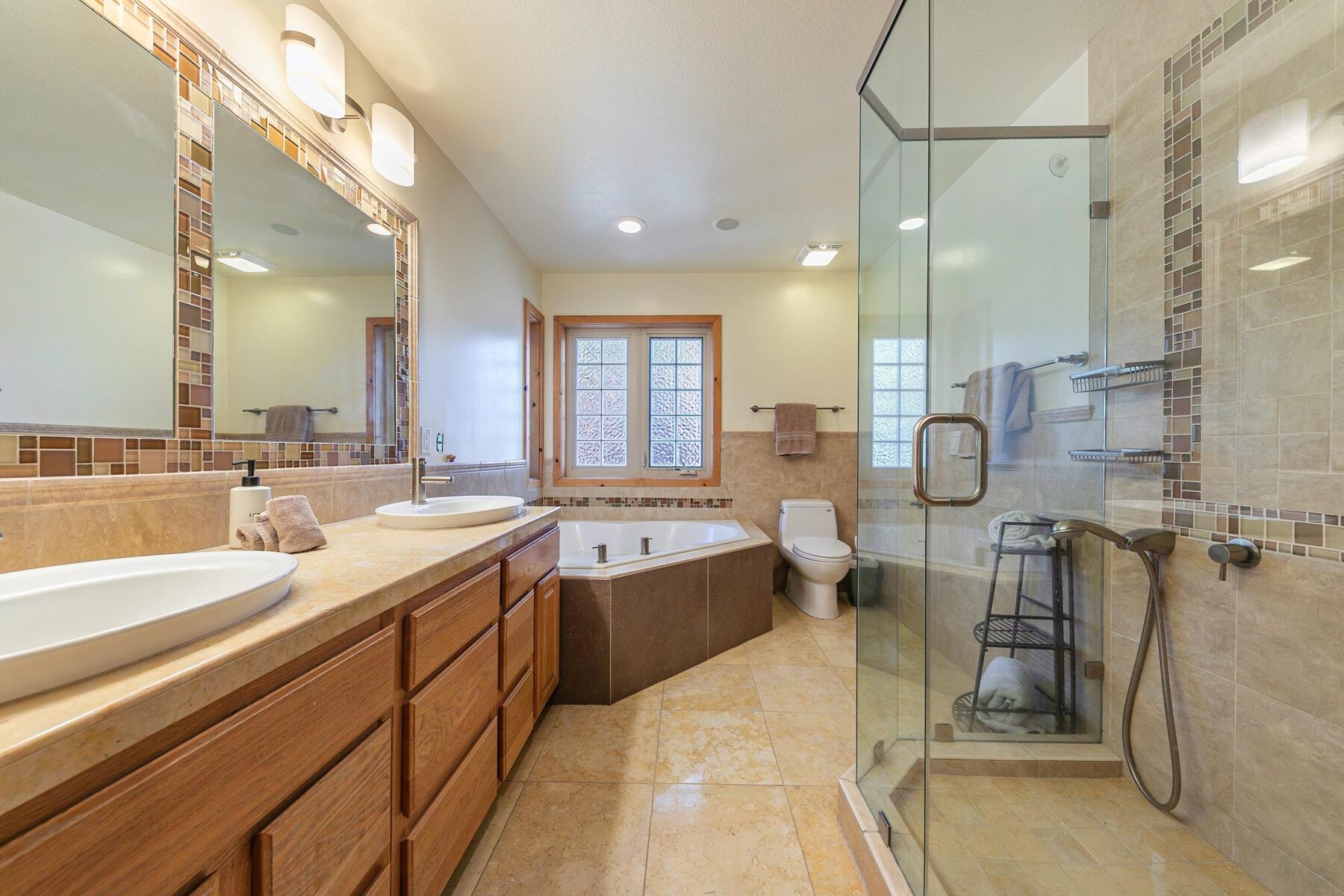 15061 Reed Avenue West Truckee, CA 96161 - Photo 16 of 28 Gallery Image 16