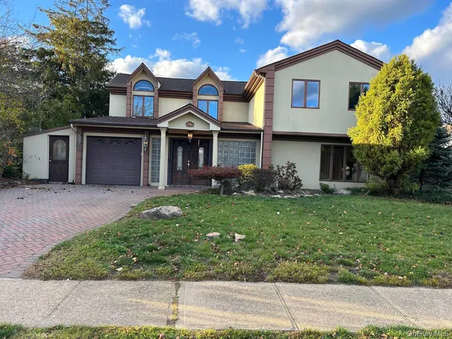 $999,000 | 3200 Lydia Lane, Bellmore, NY 11710