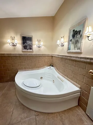 $999,000 | 3200 Lydia Lane, Bellmore, NY 11710