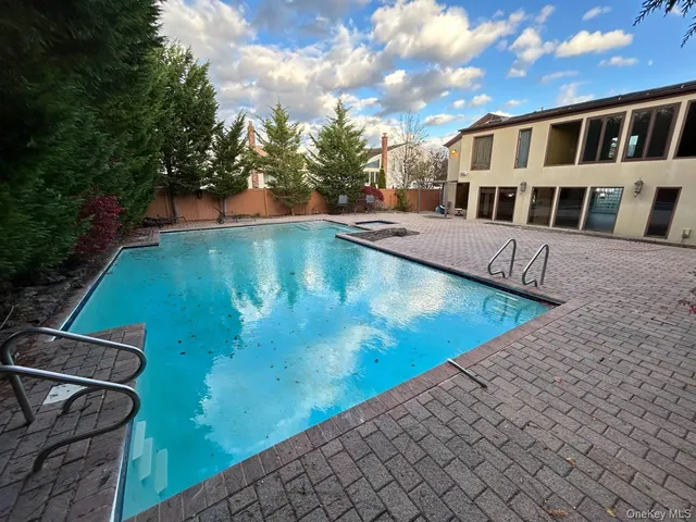 $999,000 | 3200 Lydia Lane, Bellmore, NY 11710