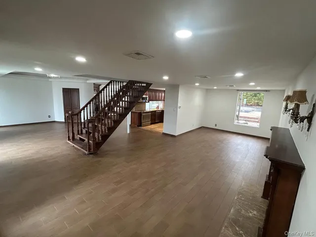 $999,000 | 3200 Lydia Lane, Bellmore, NY 11710