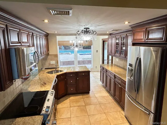 $999,000 | 3200 Lydia Lane, Bellmore, NY 11710