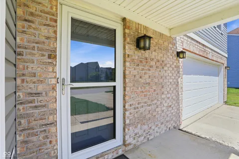 $379,999 | 10802 Pleasant View Lane, Fishers, IN 46038