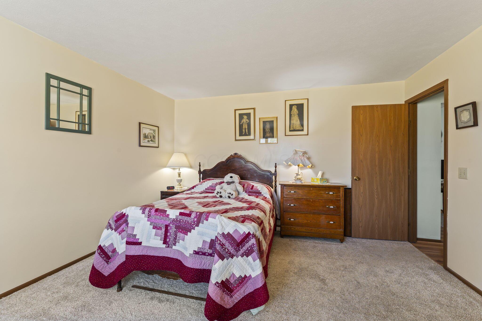 1148 Foxboro Road Springfield, OH 45503 - Photo 11 of 25 18-web-or-mls-DSC05826