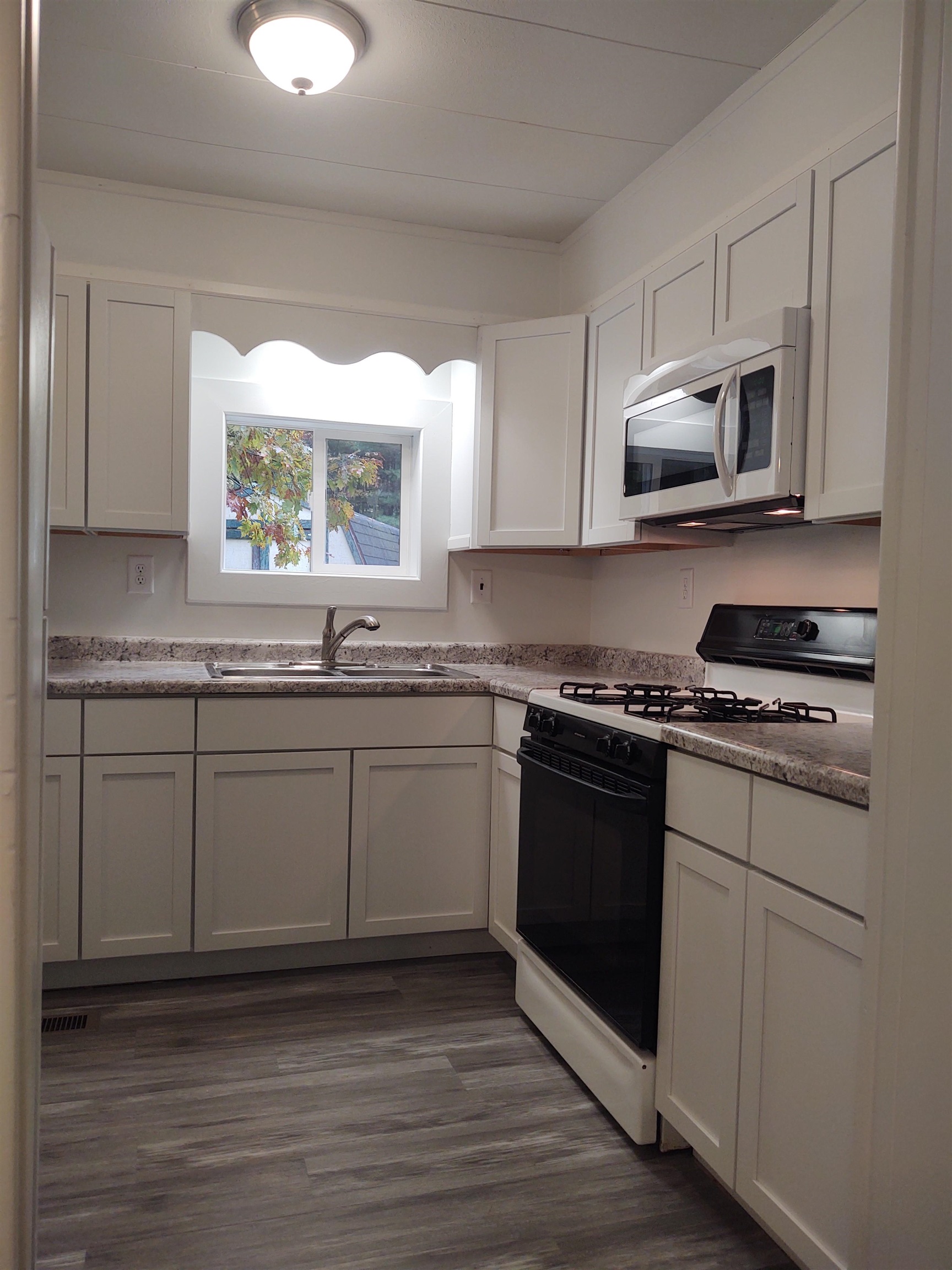10239 Mud Lake Road Interlochen, MI 49643 - Photo 3 of 10 1906219-2.JPG