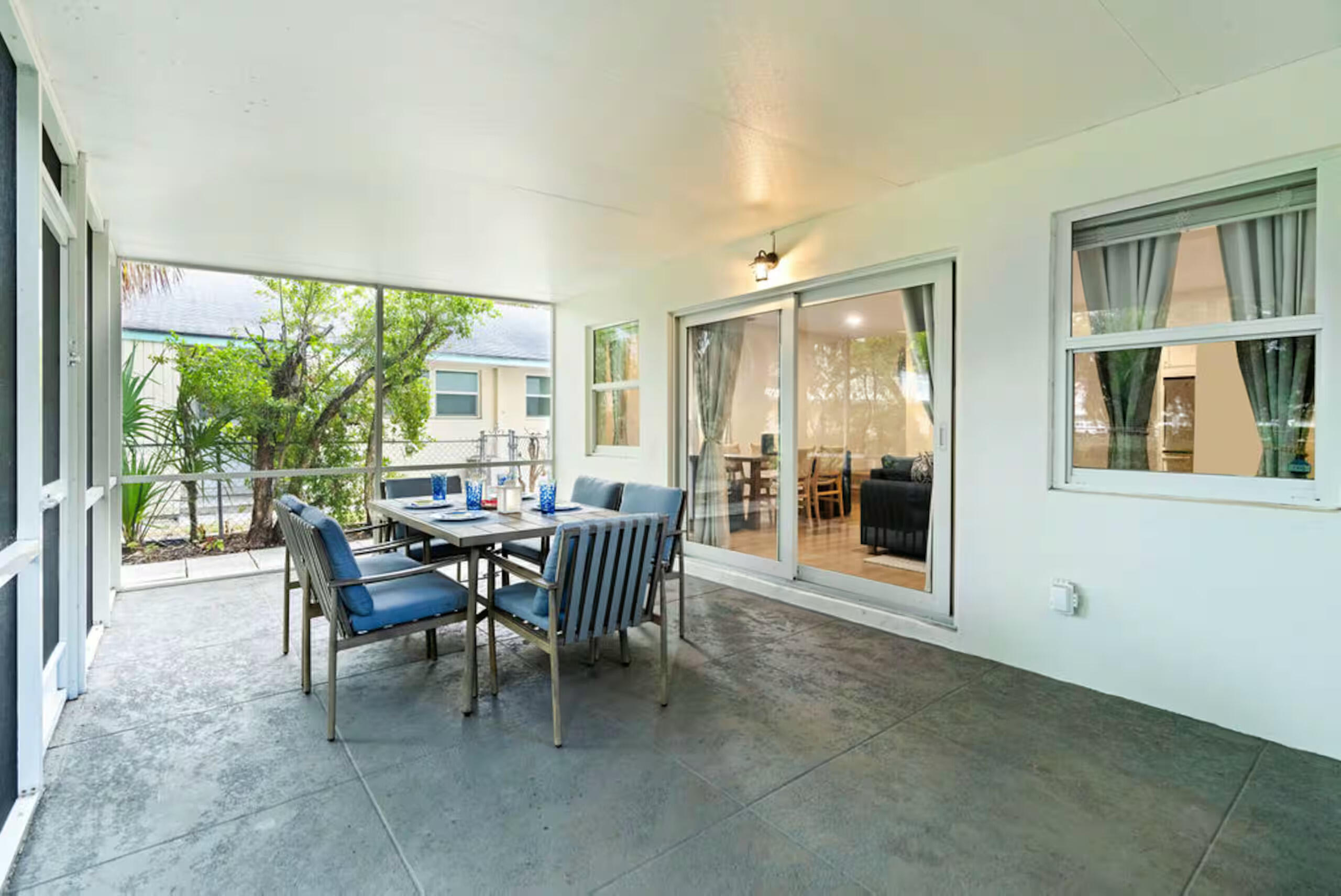 1216 Surf Road Singer Island, FL 33404 - Photo 26 of 32 ea63a03a-f6a8-447b-a0bb-3cf608bb4d50