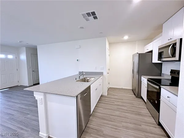 $1,990 | 1905 Ottava Vista Street, Henderson, NV 89044