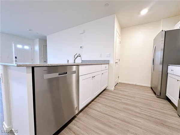 $1,990 | 1905 Ottava Vista Street, Henderson, NV 89044