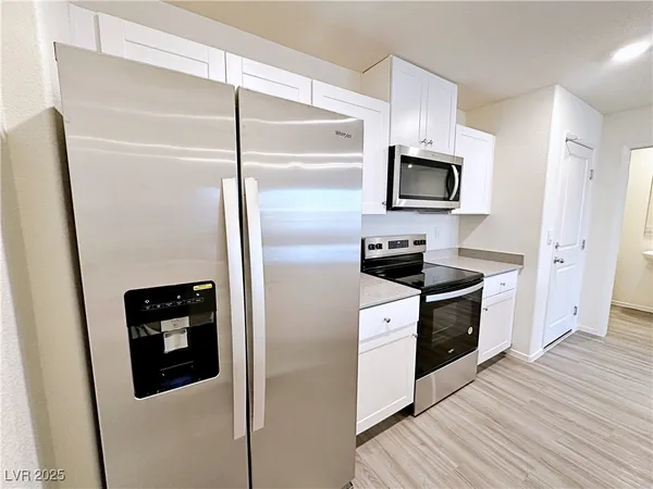 $1,990 | 1905 Ottava Vista Street, Henderson, NV 89044