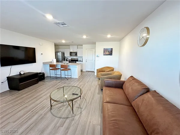 $1,990 | 1905 Ottava Vista Street, Henderson, NV 89044