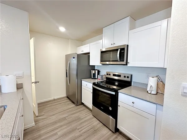 $1,990 | 1905 Ottava Vista Street, Henderson, NV 89044