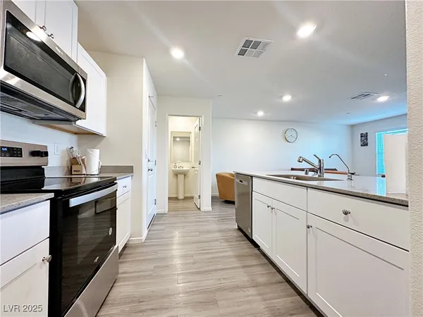 $1,990 | 1905 Ottava Vista Street, Henderson, NV 89044