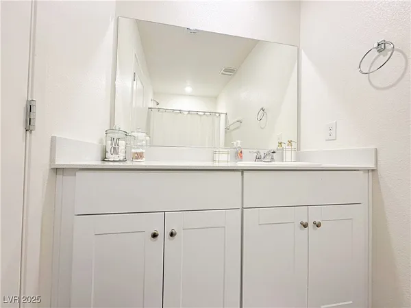 $1,990 | 1905 Ottava Vista Street, Henderson, NV 89044