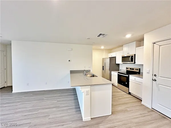 $1,990 | 1905 Ottava Vista Street, Henderson, NV 89044