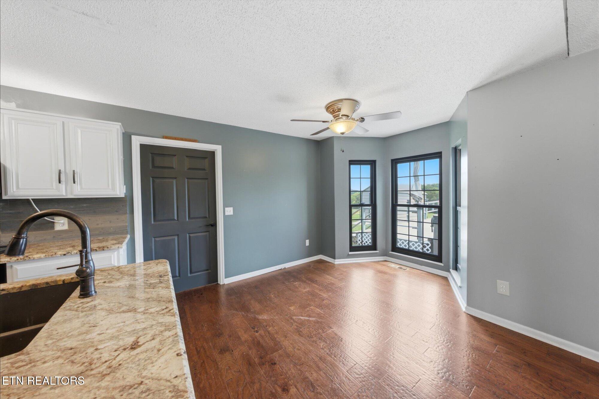 217 South Rolling Ridge Lane South Vonore, TN 37885 - Photo 7 of 35 07-217-Rolling-Ridge-LN-S-7