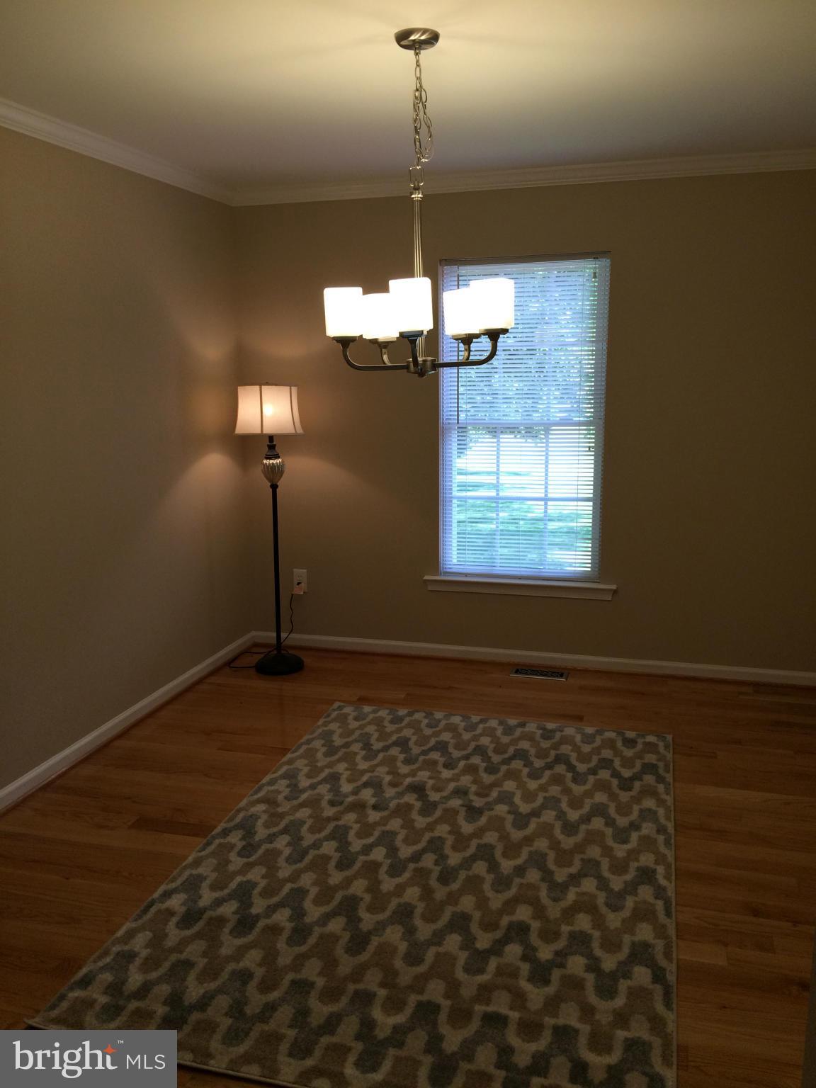 26705 Ridge Road Damascus, MD 20872 - Photo 7 of 30 Dining Room