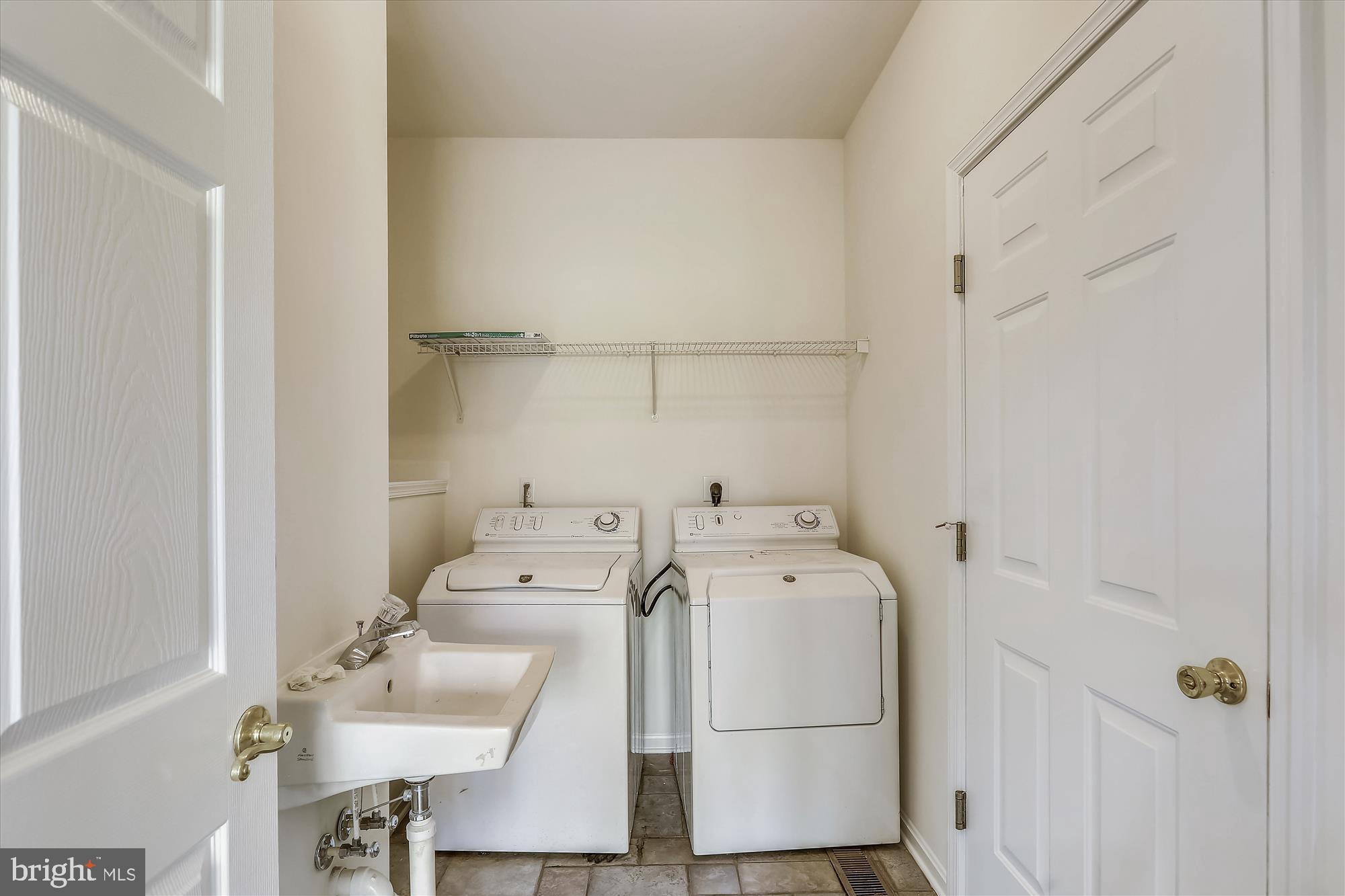 3416 Kaetzel Road Rohrersville, MD 21779 - Photo 16 of 44 Main Level Laundry Room