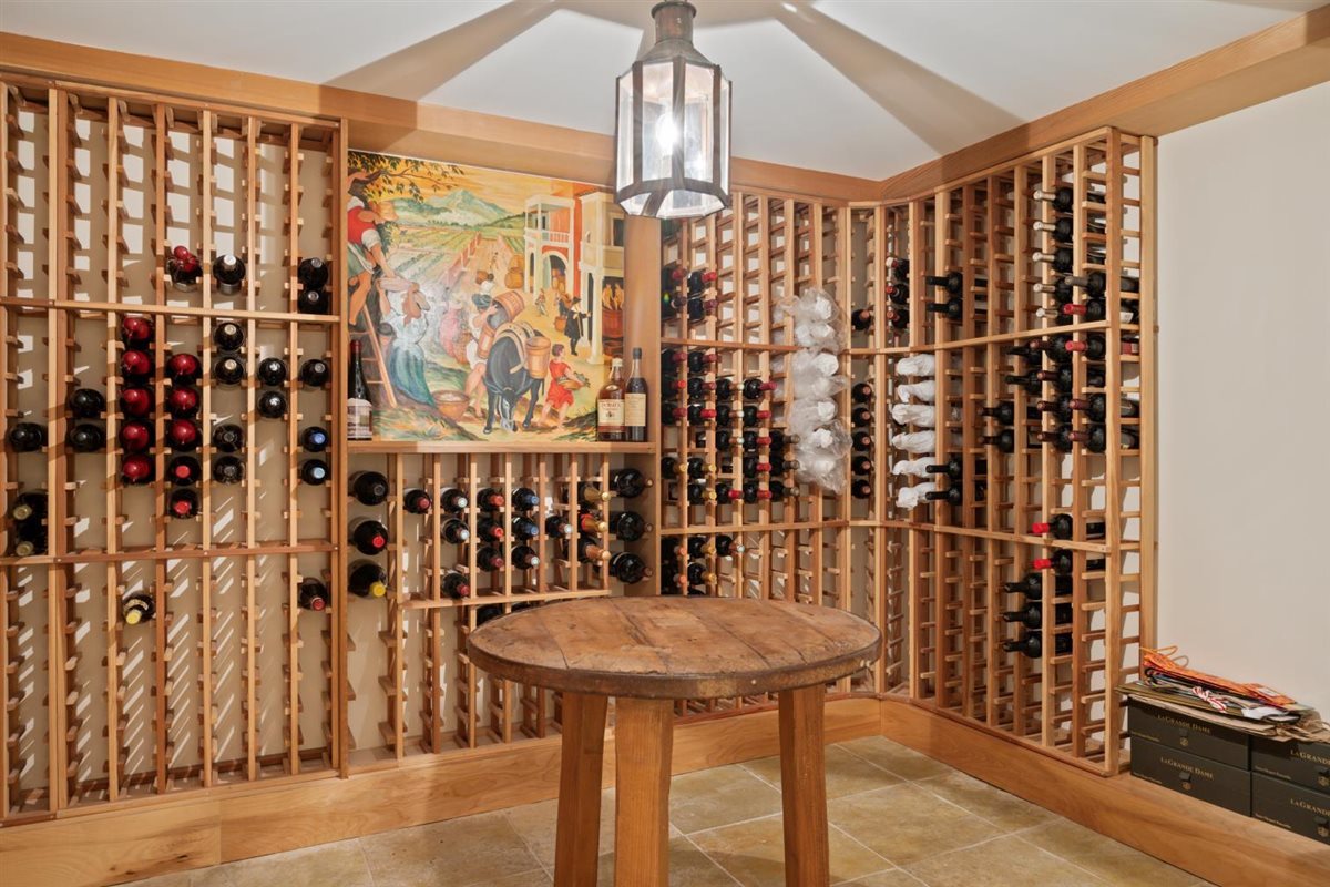 5 Woodley Road Winnetka, IL 60093 - Photo 40 of 48 a view of a balcony with table and chairs