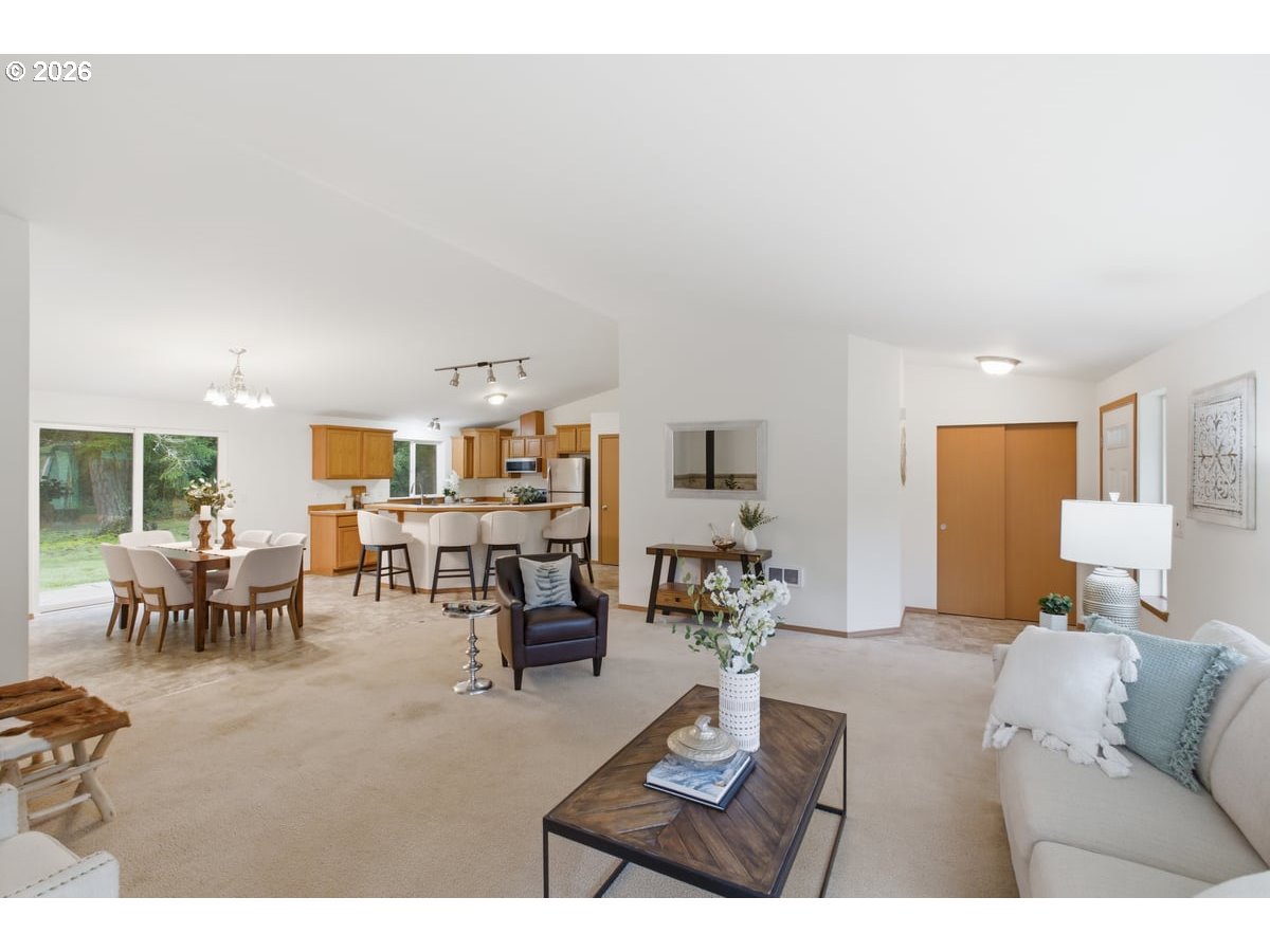 37905 South Wilhoit Road Molalla, OR 97038 - Photo 4 of 48 a living room with furniture and a large window