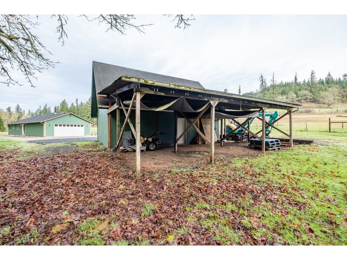 37905 South Wilhoit Road Molalla, OR 97038 - Photo 43 of 48 a view of outdoor space with table and chairs