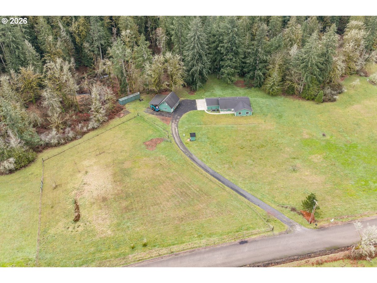 37905 South Wilhoit Road Molalla, OR 97038 - Photo 45 of 48 a view of a swimming pool