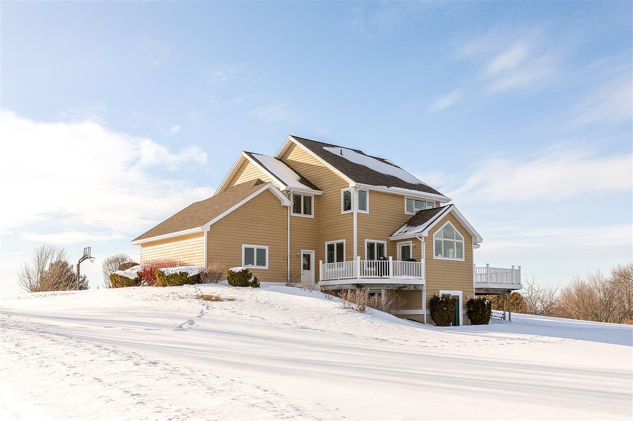 7370 Westwind Road Traverse City, MI 49686 - Photo 36 of 41 1884456-35.JPG