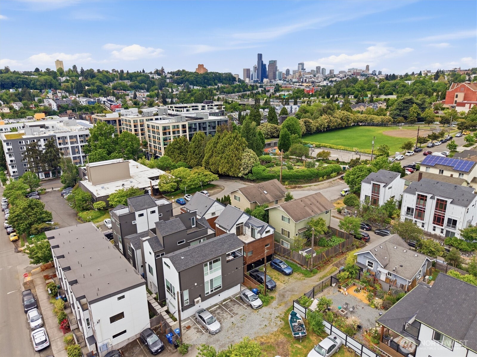 1816 24th Avenue South Seattle, WA 98144 - Photo 2 of 27