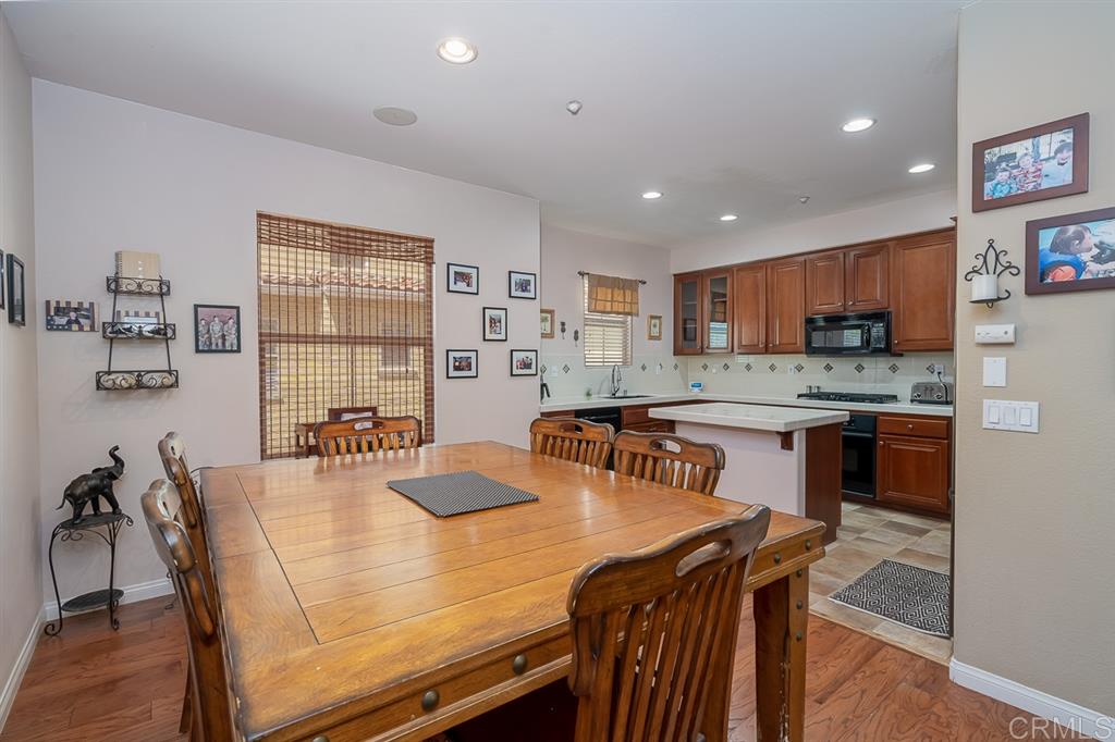 2204 Huntington Point Road, Unit 9 Chula Vista, CA 91914 - Photo 7 of 23
