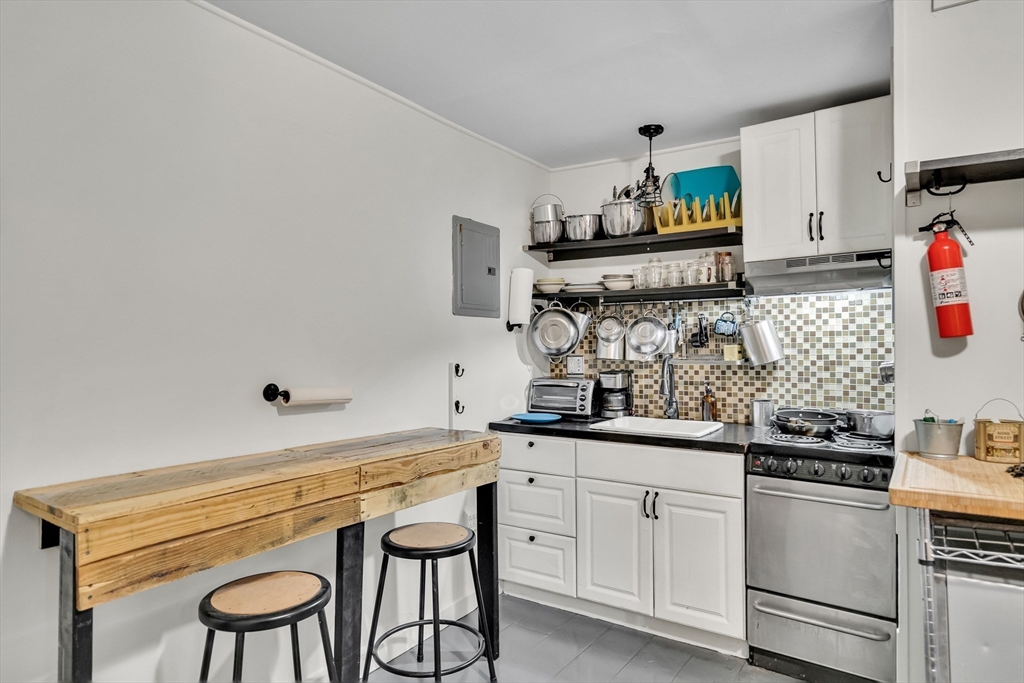 5 Spofford Road, Unit 17 Boston, MA 02134 - Photo 4 of 21