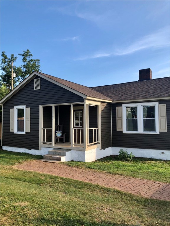 104 Daniel Avenue Seneca, SC 29678 - Photo 2 of 22