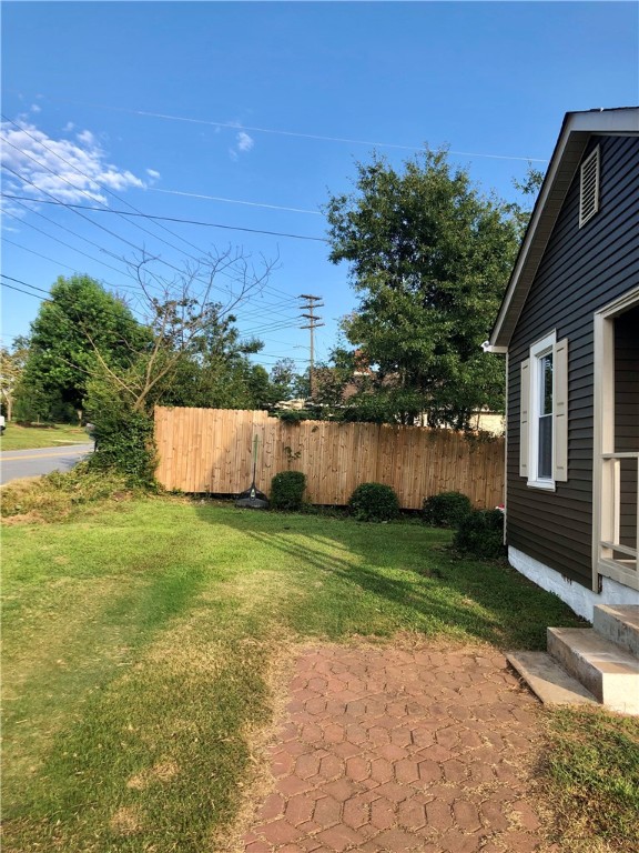 104 Daniel Avenue Seneca, SC 29678 - Photo 5 of 22