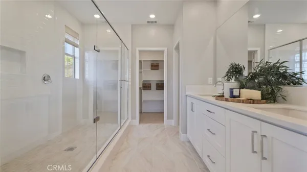 $989,990 | 685 Guy Turner Drive, Camarillo, CA 93010