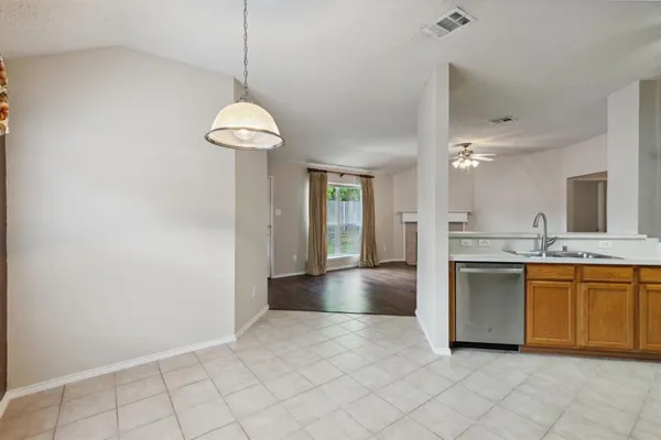 $2,450 | 9916 Nixon Drive, McKinney, TX 75072