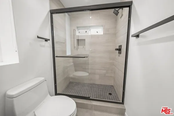 $4,250 | 849 Mariposa Avenue, Unit 1/2, Los Angeles, CA 90029