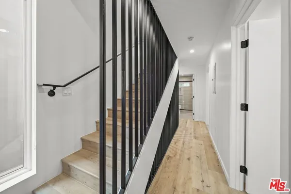 $4,250 | 849 Mariposa Avenue, Unit 1/2, Los Angeles, CA 90029