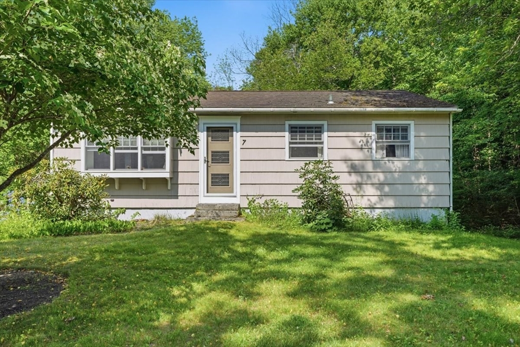 7 Hornbeam Road Scituate, MA 02066 - Photo 1 of 39