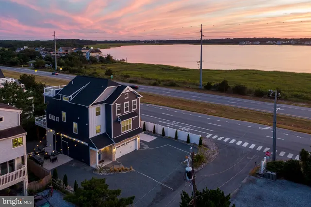 $2,950,000 | 39546 Admiral Road, Bethany Beach, DE 19930