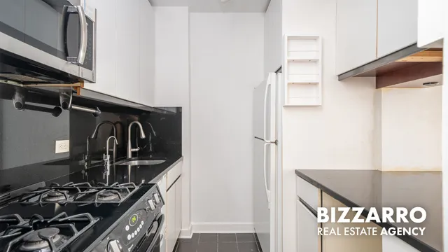 $1,250,000 | 250 West 89th Street, Unit 4L | Upper West Side
