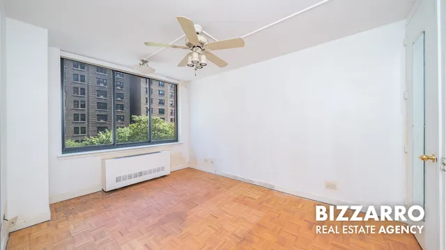 $1,250,000 | 250 West 89th Street, Unit 4L | Upper West Side