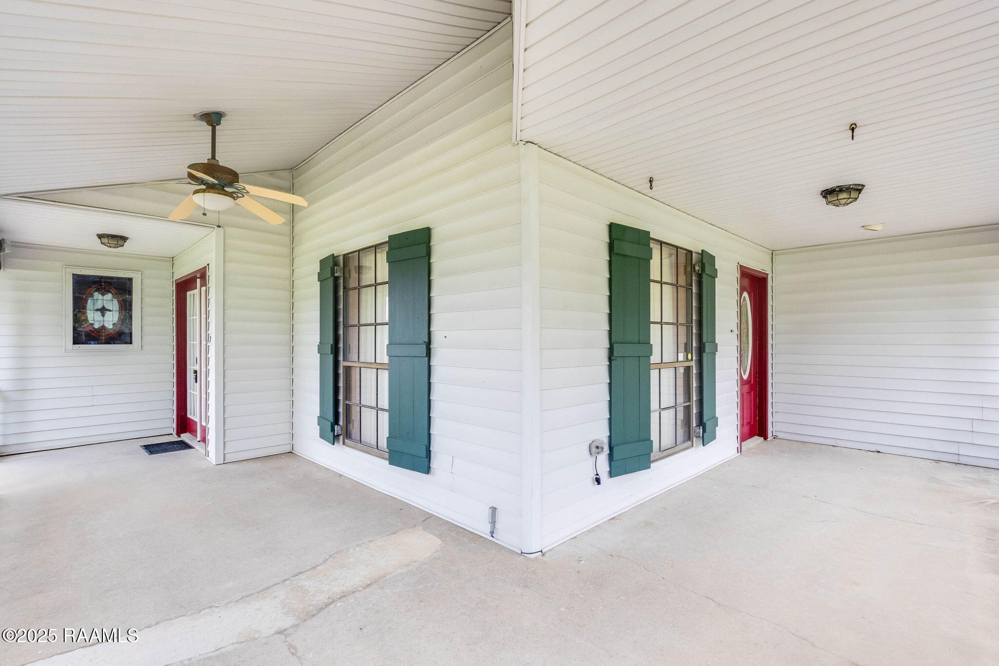 101 Rue Beau Soleil Broussard, LA 70518 - Photo 4 of 28 4