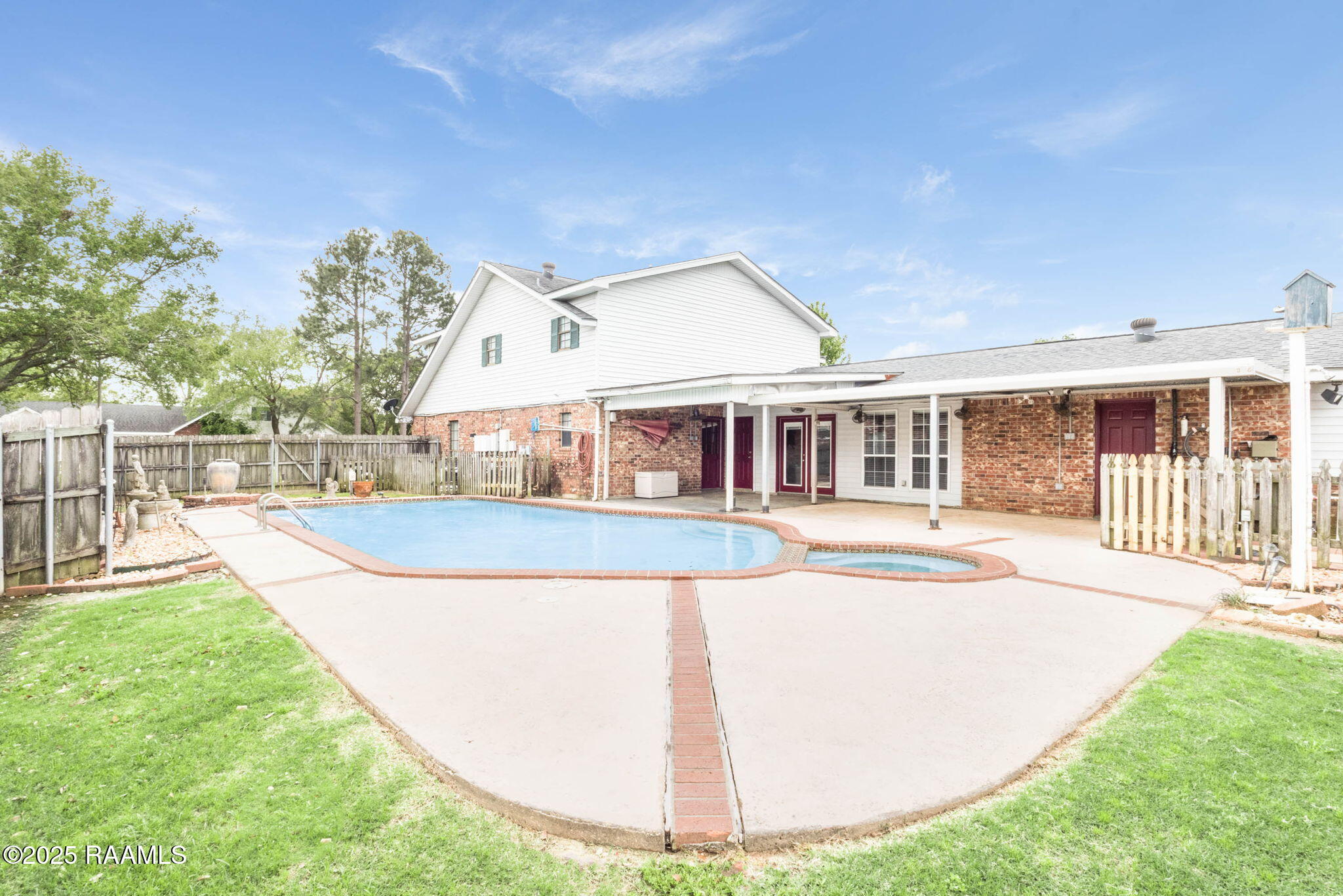 101 Rue Beau Soleil Broussard, LA 70518 - Photo 6 of 28 6