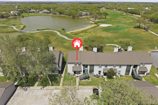 $202,000 | 302 St Andrews Street, Unit 202F, Rockport, TX 78382