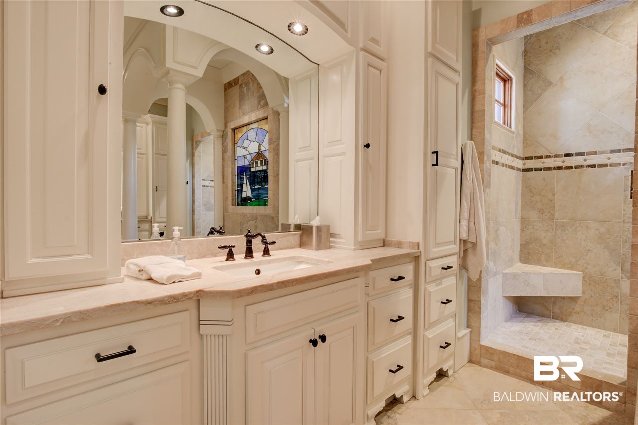 573 Falling Water Boulevard Fairhope, AL 36532 - Photo 21 of 40 master bathroom