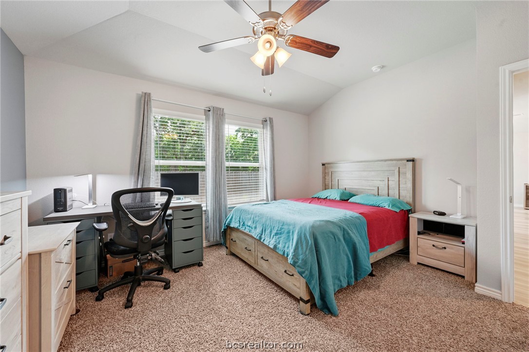 2042 Rock Rdg Avenue Bryan, TX 77807 - Photo 12 of 25