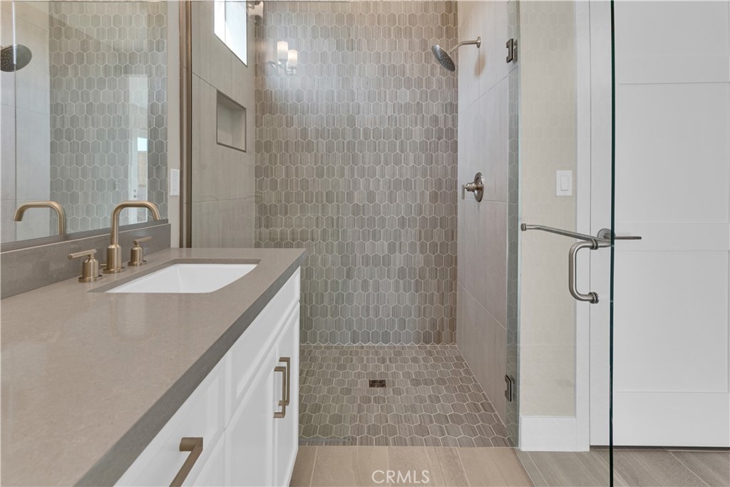 1324 Cava Road Paso Robles, CA 93446 - Photo 11 of 15 a bathroom with a sink shower and a mirror